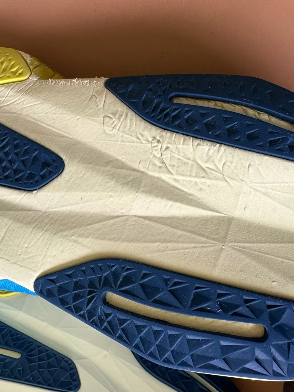 New Balance Fuelcell Rebel V4